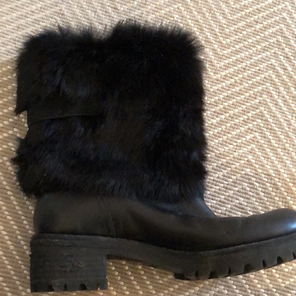 Tory Burch Joni winter boots, size 7M - Picture 3 of 8
